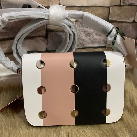 RARE🔥Authentic Kate Spade Italian leather flap Crosby🌹 - Picture 2 of 16